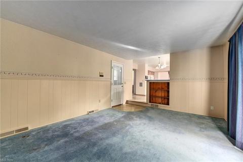 135 Brookvalley Dr, Elyria, OH 44035 photo 21