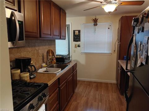 809 Euclid Ave, Lorain, OH 44052 photo 16