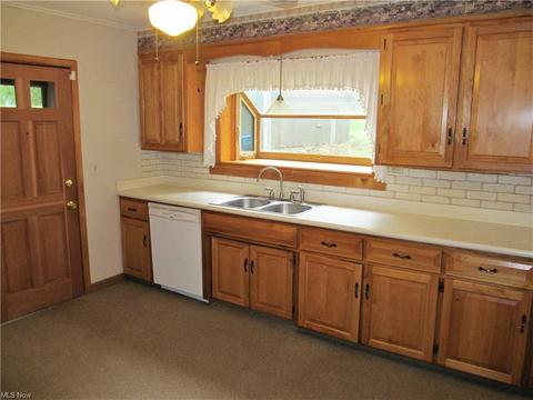 4628 Tallmadge Rd, Rootstown, OH 44272 photo 2