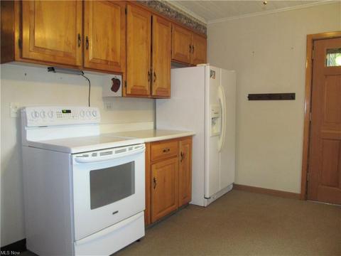 4628 Tallmadge Rd, Rootstown, OH 44272 photo 3