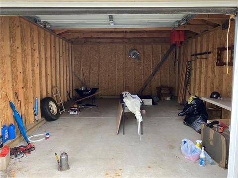 3950 Risher Rd, Youngstown, OH 44511 photo 13