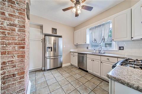 4739 Maple St, Willoughby, OH 44094 photo 10
