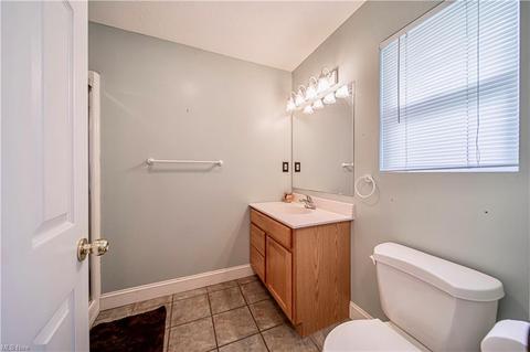 4739 Maple St, Willoughby, OH 44094 photo 13