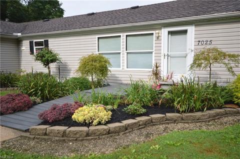 7025 Ledge Rd, Thompson, OH 44086 photo 3
