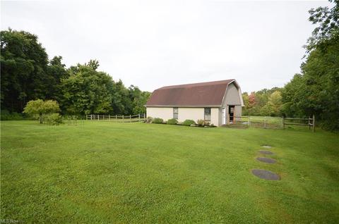 7025 Ledge Rd, Thompson, OH 44086 photo 5
