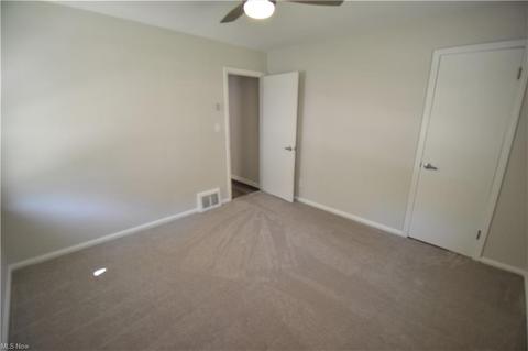 448 E 275 St, Euclid, OH 44132 photo 13