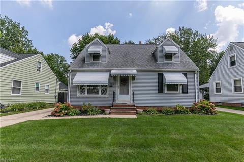 7213 Greenleaf Ave, Parma, OH 44130 photo 1
