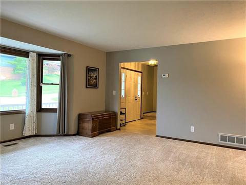 3475 Pasadena Dr, Seven Hills, OH 44131 photo 3