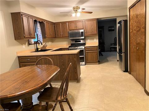 3475 Pasadena Dr, Seven Hills, OH 44131 photo 7