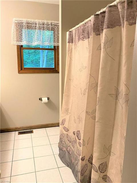 3475 Pasadena Dr, Seven Hills, OH 44131 photo 17