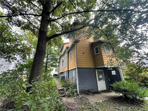 224 E Summit St, Alliance, OH 44601 photo 7