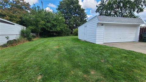 751 E 258th St, Euclid, OH 44132 photo 26