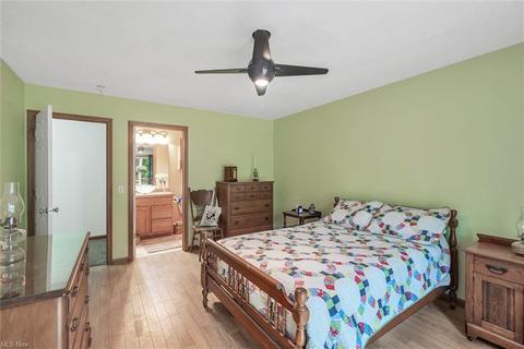 962 Sunset Cir, Roaming Shores, OH 44085 photo 28