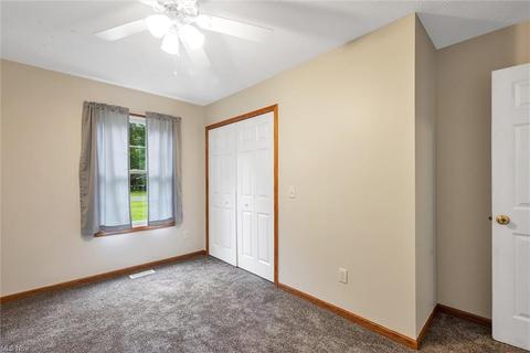 962 Sunset Cir, Roaming Shores, OH 44085 photo 23