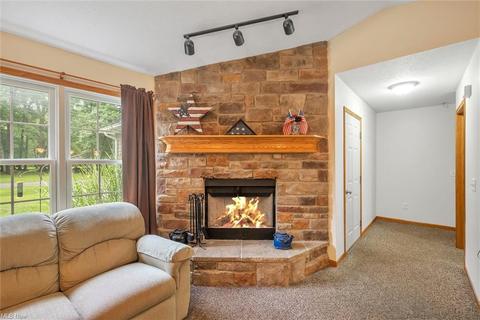 962 Sunset Cir, Roaming Shores, OH 44085 photo 15