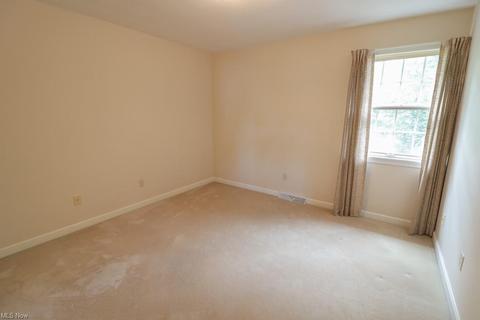 5811 Cherrywood Dr, Boardman, OH 44512 photo 21