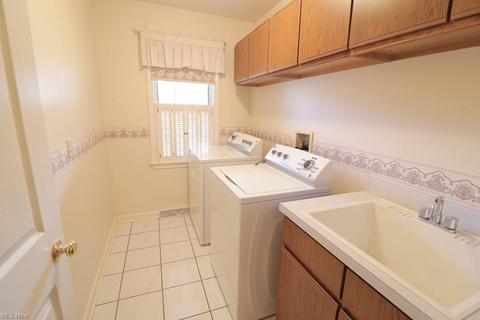 5811 Cherrywood Dr, Boardman, OH 44512 photo 13