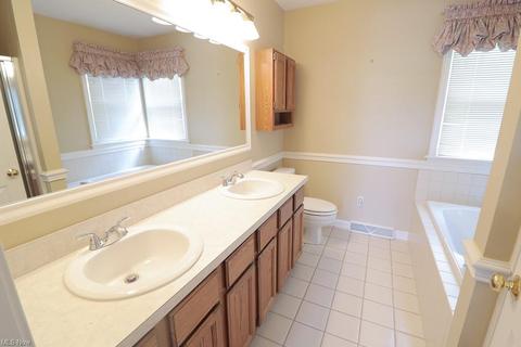 5811 Cherrywood Dr, Boardman, OH 44512 photo 18