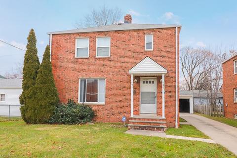 492 E 222nd St, Euclid, OH 44123 photo 1