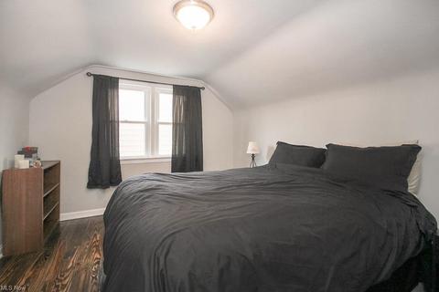 8115 Covington Ave, Parma, OH 44129 photo 24