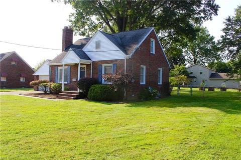 4440 Emma Pl NW, Canton, OH 44708 photo 3
