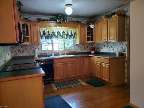 3801 Eaton Rd NW, Canton, OH 44708 photo 3