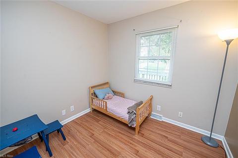 1149 Madrid Dr, Akron, OH 44313 photo 19