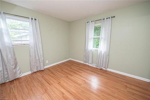 1149 Madrid Dr, Akron, OH 44313 photo 13