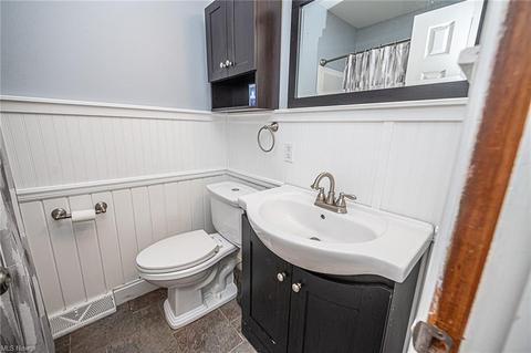 1149 Madrid Dr, Akron, OH 44313 photo 21