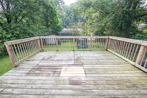 1149 Madrid Dr, Akron, OH 44313 photo 30