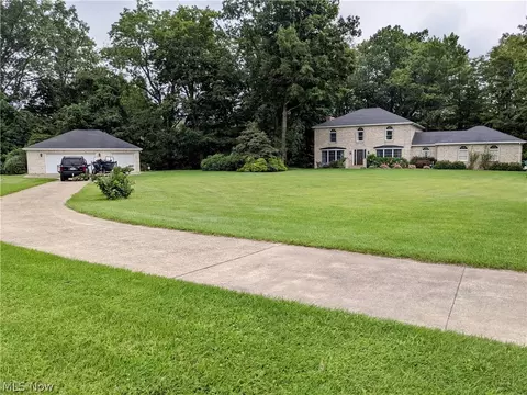 4118 Carpenter Rd, Ashtabula, OH 44004 photo 2