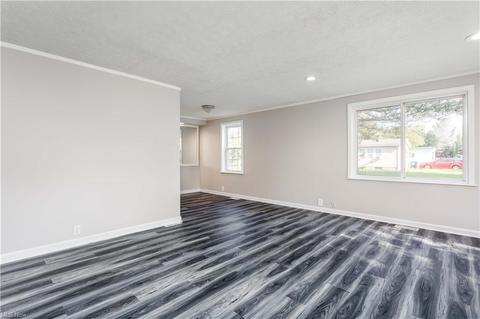 39 Anglers Ln, Lagrange, OH 44050 photo 5