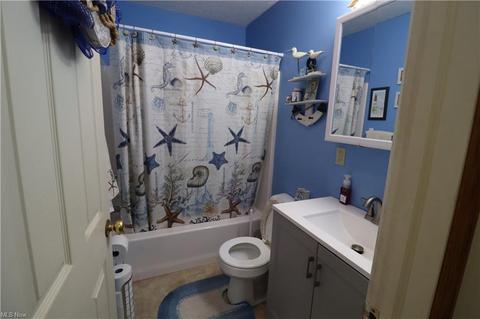 5375 Savannah Dr, Ashtabula, OH 44004 photo 10