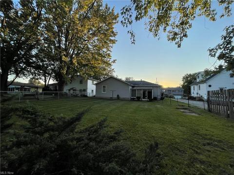 1810 Allen Ave, Ashtabula, OH 44004 photo 3