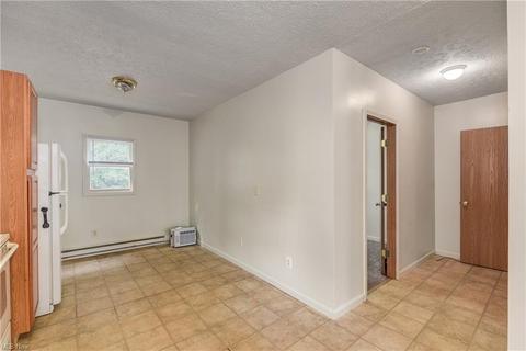 124 Grant St, Elyria, OH 44035 photo 8