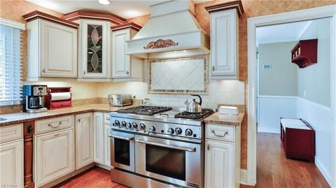 2280 Covington Rd, Akron, OH 44313 photo 10