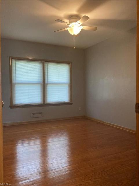 5806 Ackley Rd, Parma, OH 44129 photo 9