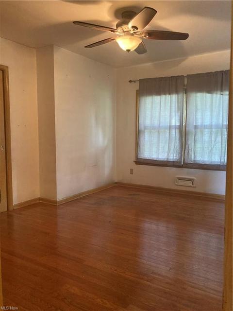 5806 Ackley Rd, Parma, OH 44129 photo 7
