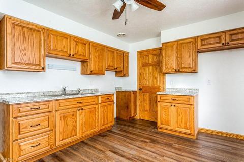 431 Beebe Ave, Elyria, OH 44035 photo 7