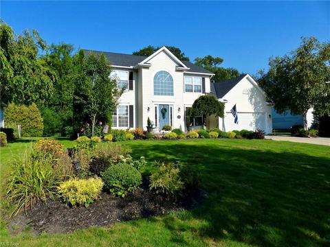 6447 Meadowbrook Dr, Mentor, OH 44060 photo 1