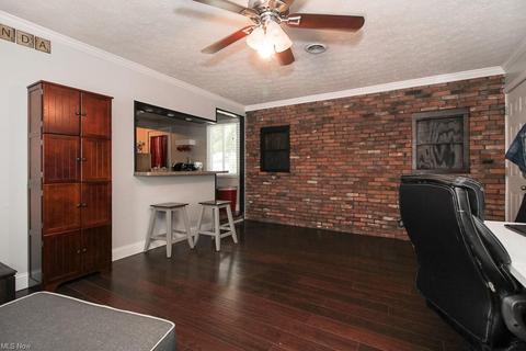 466 Olivet Dr, Elyria, OH 44035 photo 12