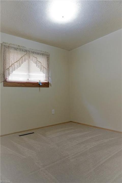 172 Nottingham Dr, Elyria, OH 44035 photo 15