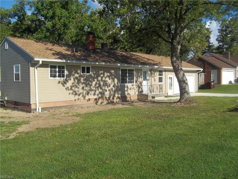 7784 State Rd, Parma, OH 44134 photo 1