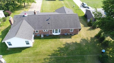 151 Crestview Dr, Elyria, OH 44035 photo 2