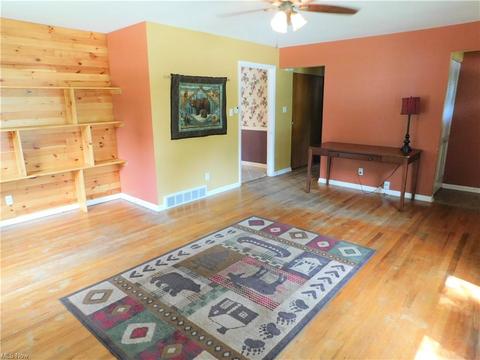 162 Pinehurst Rd, Munroe Falls, OH 44262 photo 5