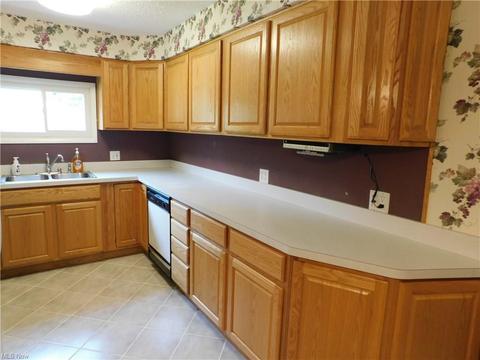 162 Pinehurst Rd, Munroe Falls, OH 44262 photo 10