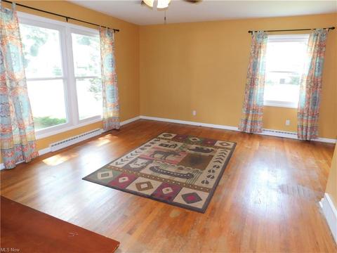 162 Pinehurst Rd, Munroe Falls, OH 44262 photo 3