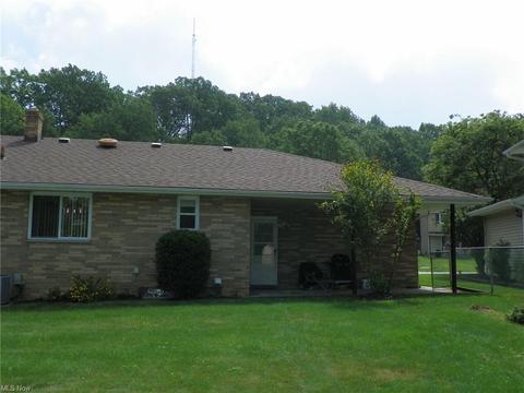 5392 Regency Dr, Parma, OH 44129 photo 25