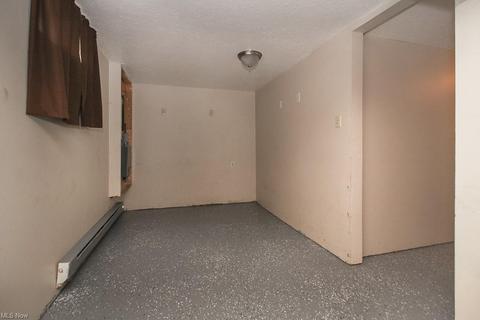 129 Potomac Dr, Elyria, OH 44035 photo 21