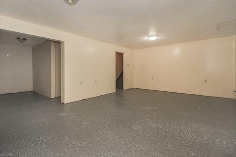 129 Potomac Dr, Elyria, OH 44035 photo 20